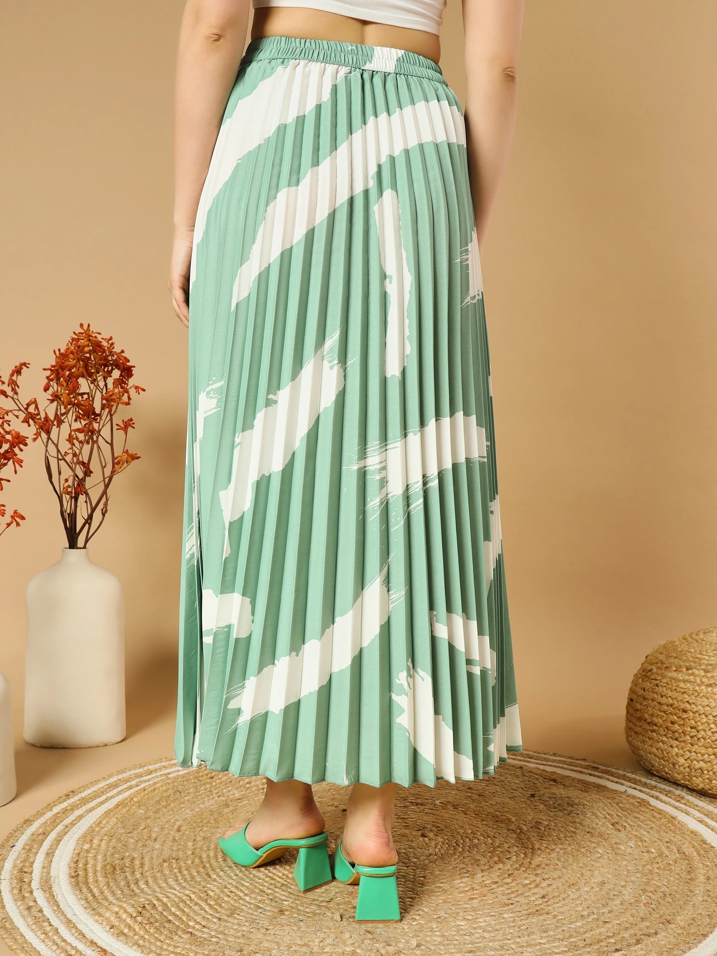 Women Self Design A-line Light Green Skirt