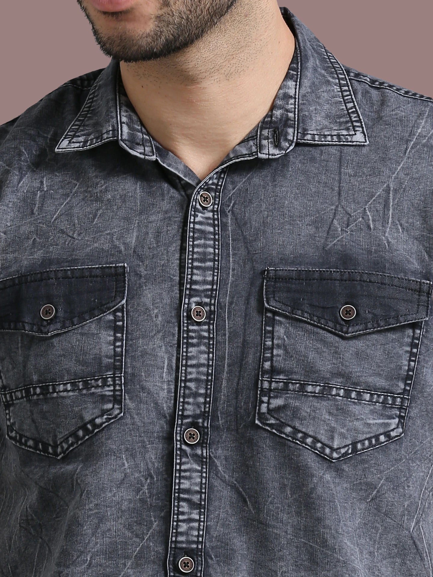 Men Regular Fit Solid Cut Away Collar Casual Shirt