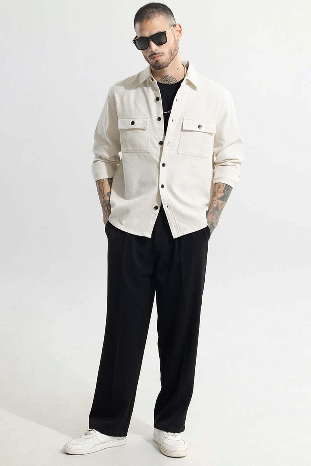 Men Relaxed Fit Fit Solid Spread Collar Casual Shirt