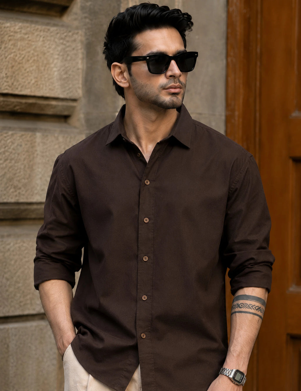Brown Men Regular Fit Solid Spread Collar Casual Shirt