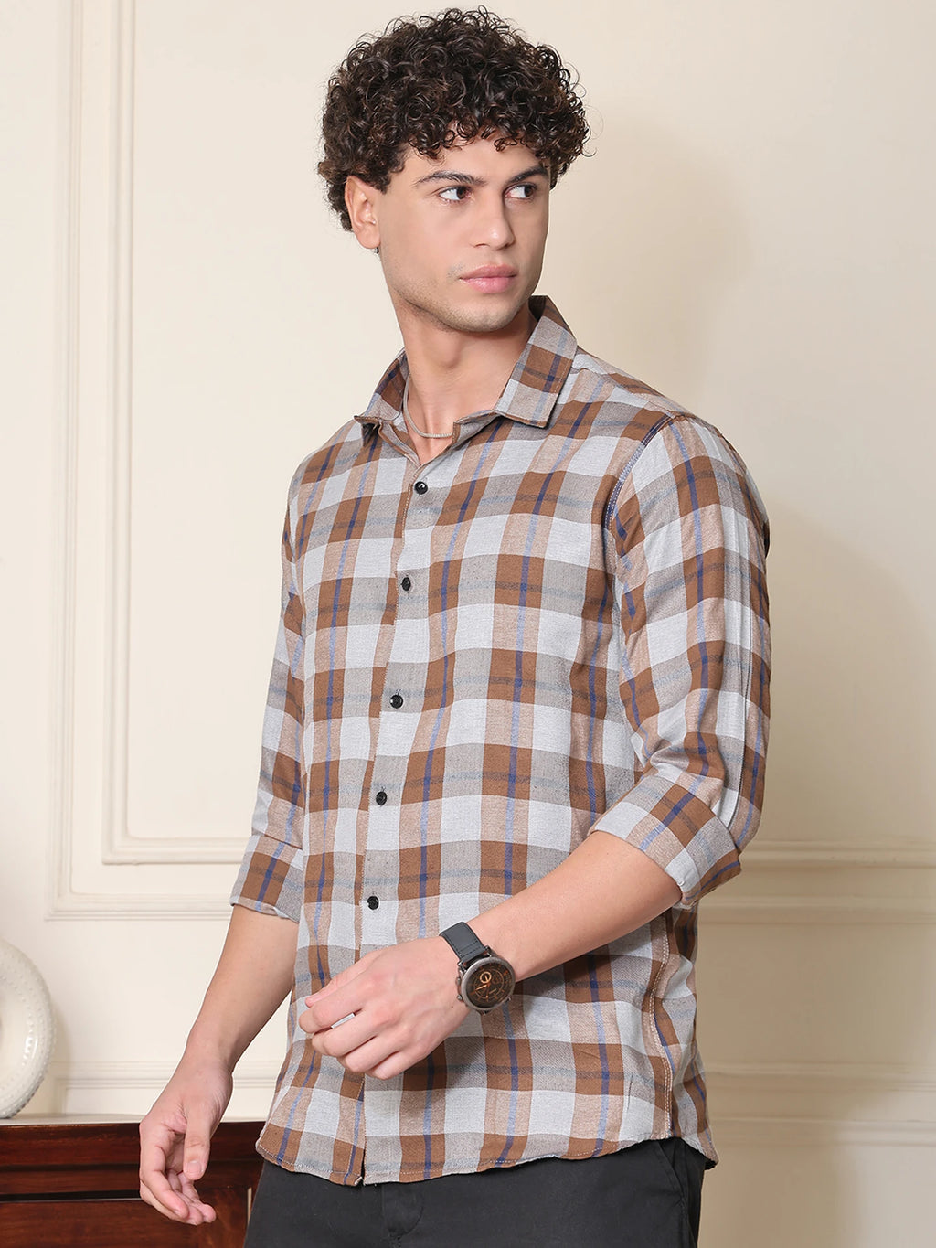 Rust Men Regular Fit Solid Casual Shirt