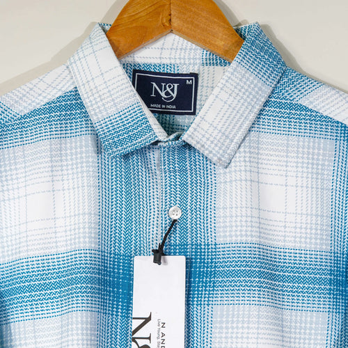 Blue Men Regular Fit Checkered Spread Collar Casual Shirt